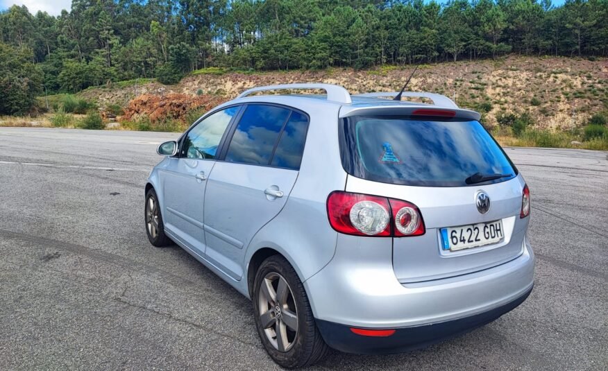 VOLKSWAGEN GOLF 5 PLUS 2.0 TDI