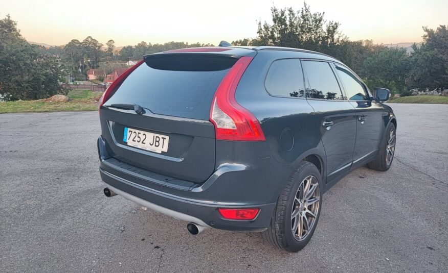 VOLVO XC60 2.4