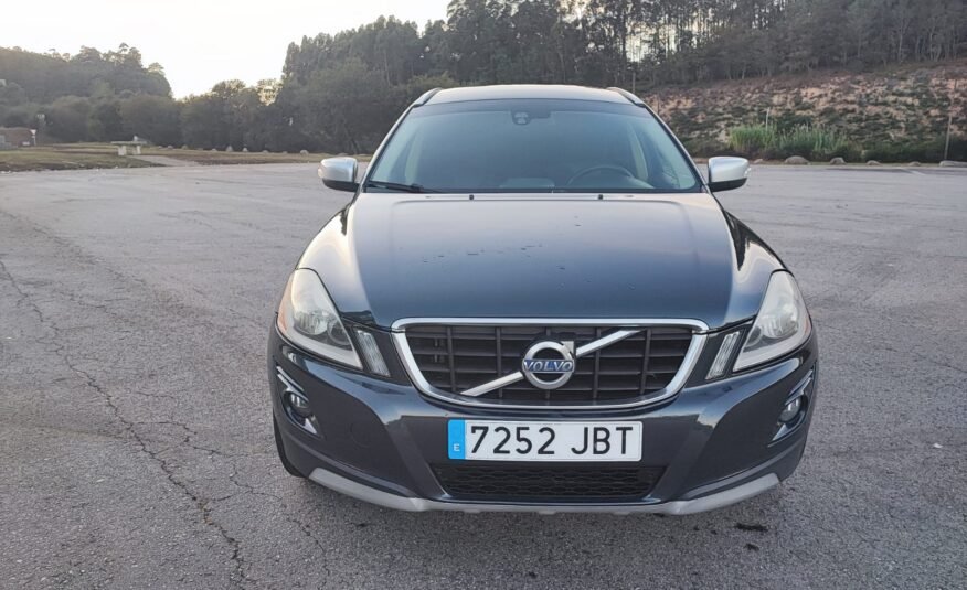 VOLVO XC60 2.4