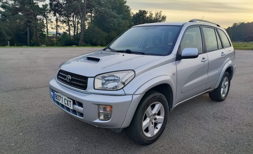 TOYOTA RAV 4 2.0