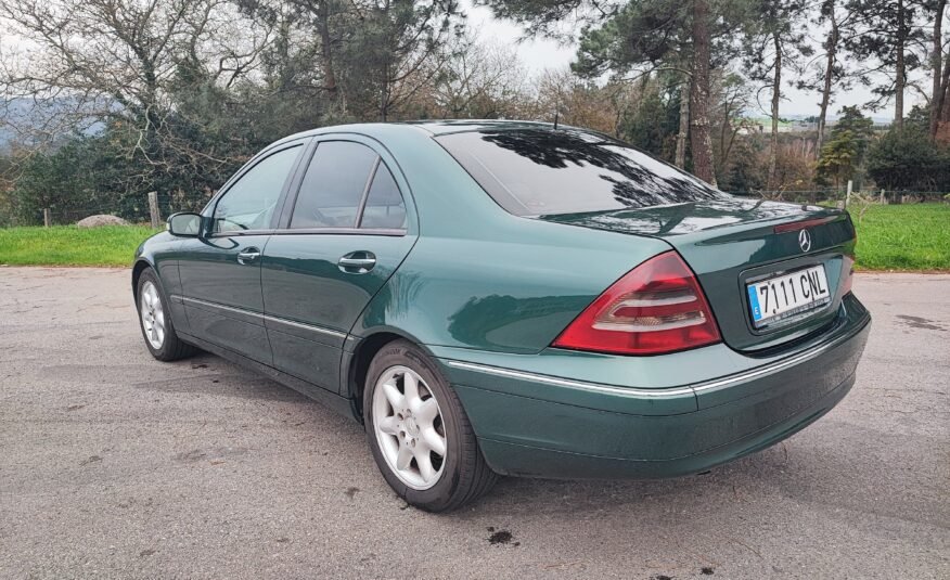 MERCEDES-BENZ C220 2001 ELEGANCE