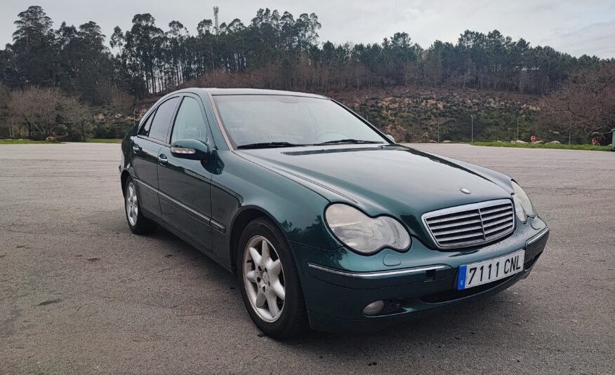 MERCEDES-BENZ C220 2001 ELEGANCE